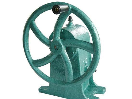 手搖抽氣機.jpg